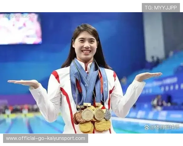 《冠军》独家：张雨霏登上新山顶，未来可期！，张雨霏夺冠精彩瞬间