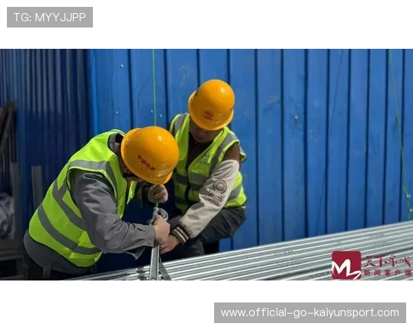 大风天气工人高空作业，东莞安全隐患不容忽视，大风高空作业事故