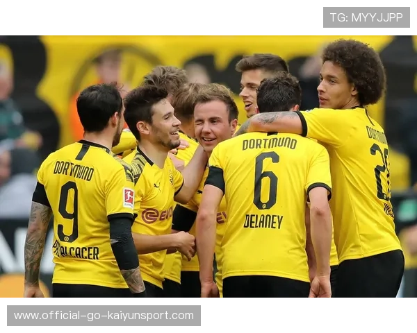 打得太狠了！多特教练赛后只好合影留念，多特比赛视频