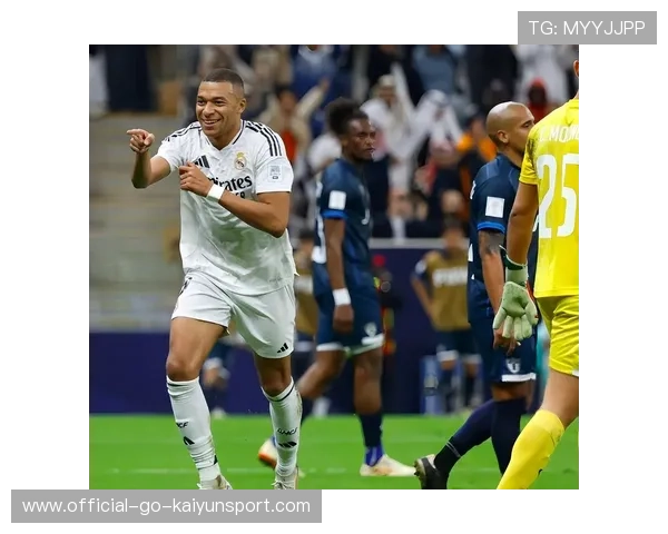 欧洲冠军联赛：皇马逆转晋级，淘汰赛进入白热化！，欧洲超级杯皇马马竞